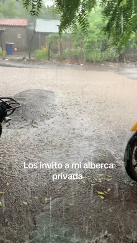 Ocupo una lancha 🚣 
