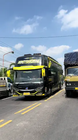 basuri+setut #tunggaljaya #bentas #mooneyes #basuriviral #nadapujangga #basuri12not #tunggaljayatransport #tjmooneyes #basuriviral #nadabasuriviral #maniabus #maniabasuri #lewatfyplike #rembangraceway #basuriremix #tunggaljayamooneyes 