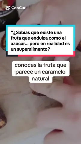 🌟 La fruta que parece un caramelo pero es un superalimento ✨ Más potasio que el plátano 🍌, energía real ⚡, fibra que cuida tu digestión 🌱 y antioxidantes que protegen tu cuerpo 🛡️. Y lo mejor: puedes usarla para endulzar tus recetas saludables sin azúcar refinada 🍪. 💬 ¿Ya la probaste? Cuéntame en comentarios y guarda este reel para inspirarte en tu próxima preparaciónes.  Crédito:sanoysweet  #datiles #recetassaludables #endulzantenatural #sinazucar #cookies