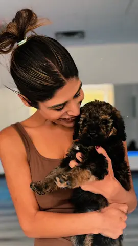 Spend the Saturday with me at Puppy Yoga #yoga #fyp #viral #puppy #weekend 