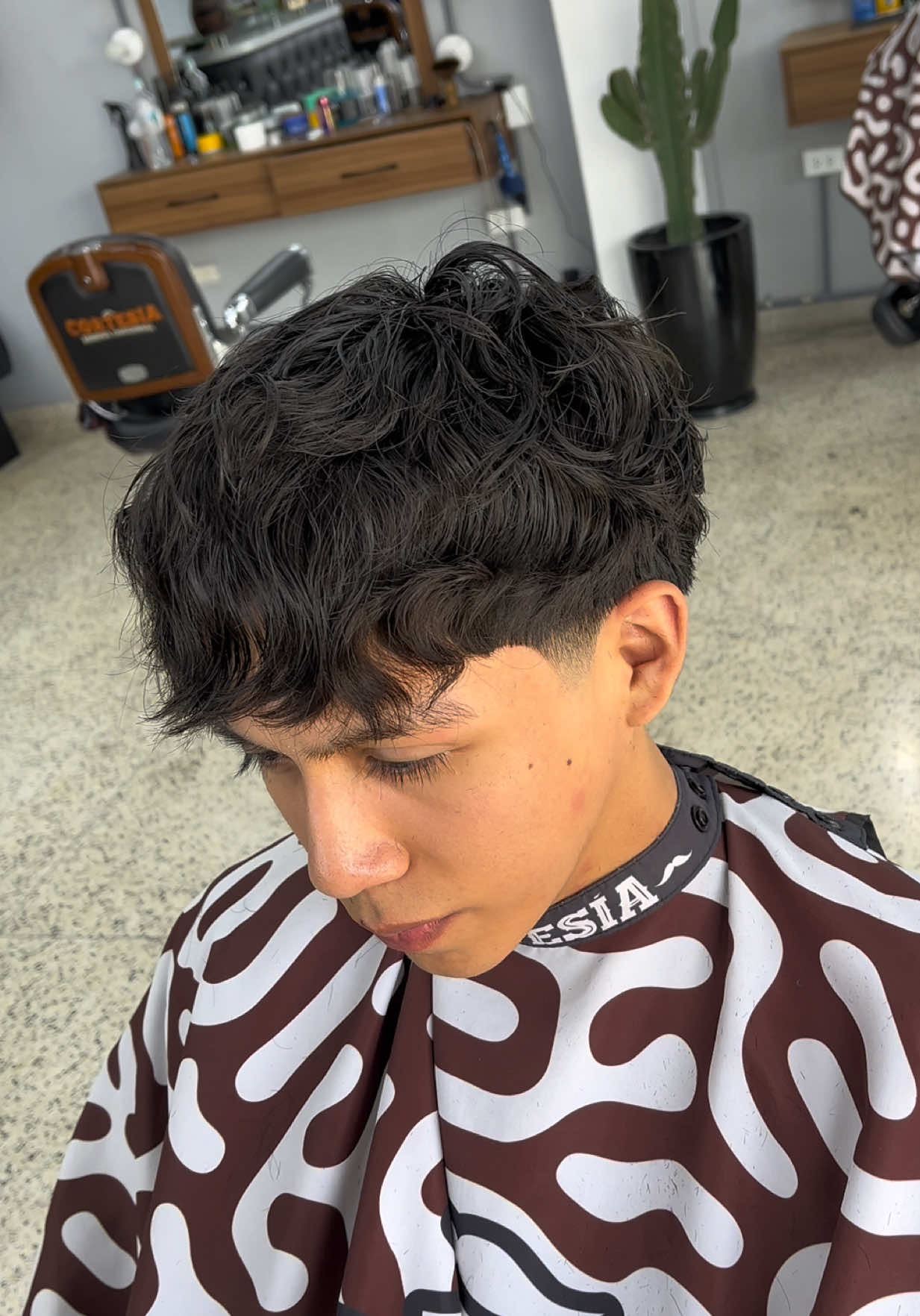 Semi ondulado número 6 #barberia #cortesdecabello #barbershop 