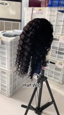 Love this half wig❤️ #wig #halfwig #humanhair #deepwavehair #wiginfluencer #deepwavewig #wigs #fyp #wiginstall #tiktokshop #tiktokmademebuyit #freeshipping 