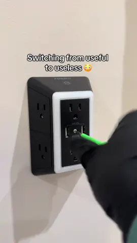 Old outlets do nothing #fyp #outlet #charger #surgeprotector #tiktokshopfinds 