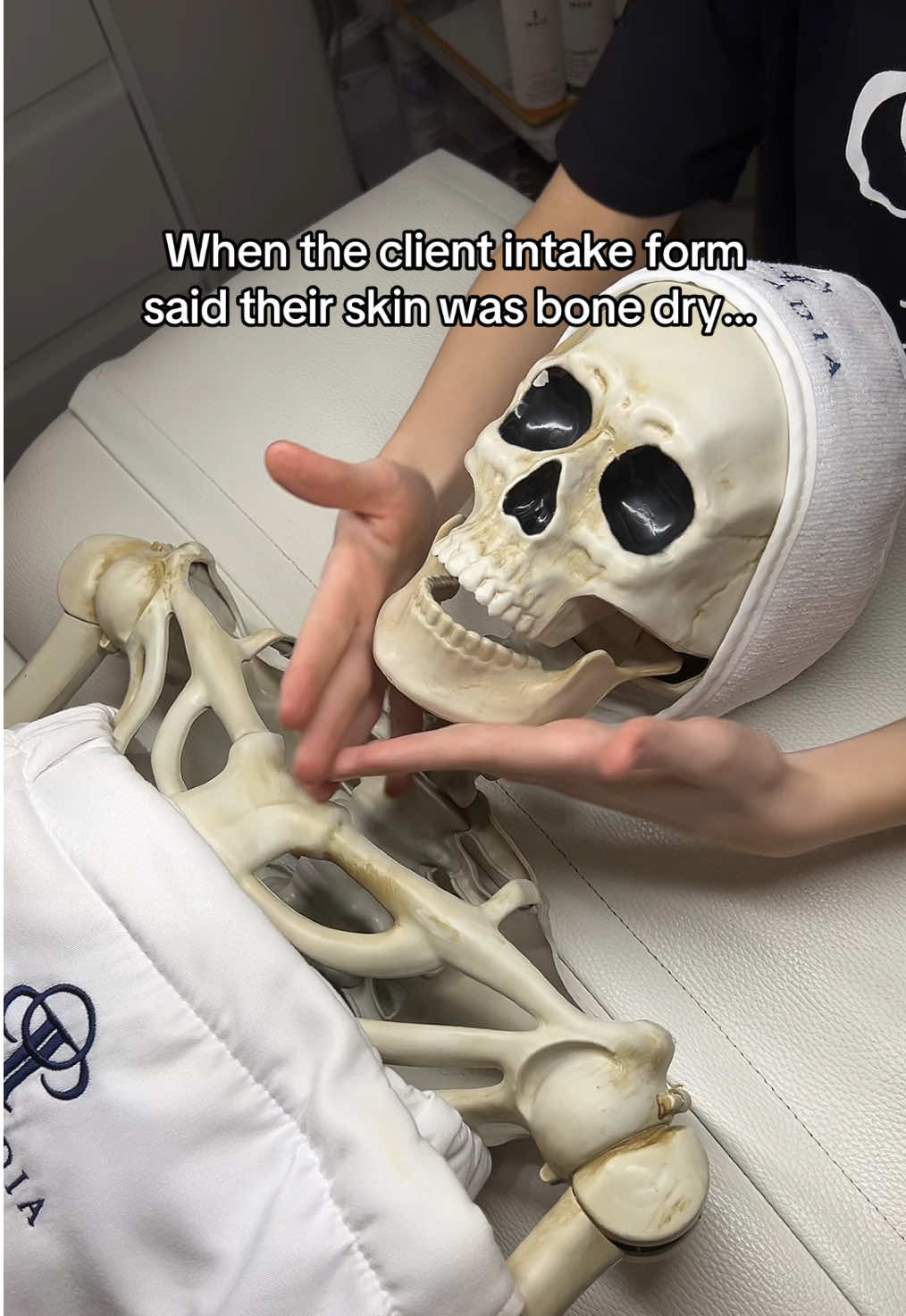 I think they meant literally 💀 #esthetician #licensedesthetician #estheticiantiktok #estheticianlife #skintok 
