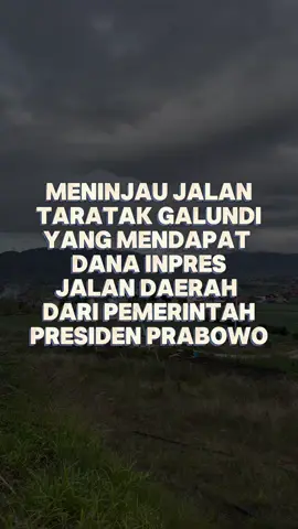 Sebagai Anggota DPR RI Fraksi Partai Gerindra @fraksipartaigerindra di dampingi Bupati Solok @jonpandu, kami meninjau Jalan Taratak Galundi menuju Alahan Panjang, Kabupaten Solok yang mendapatkan Dana Inpres Jalan Daerah (IJD) senilai Rp 8,5 Miliar dari Pemerintah Presiden Prabowo Subianto. Langkah ini merupakan bagian dari komitmen kami sebagai Anggota DPR RI Fraksi Partai Gerindra dalam mempercepat pembangunan di Sumatera Barat. Sesuai dengan arahan Presiden @prabowo kepada seluruh kader Partai Gerindra @gerindra untuk terus bekerja keras membangun negeri. #AndreRosiade #Gerindra