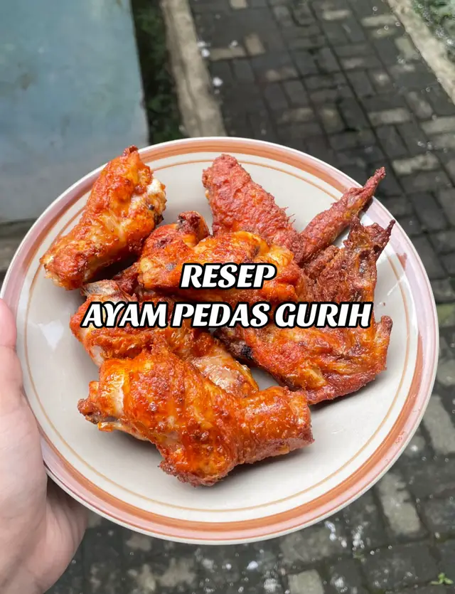 Bahan 1 kg ayam paha bawah dan sayap 1 butir telur 1 bks desaku marinasi 2 sdt baput bubuk 1/2 sdt ladaku 2 sdm desaku cabe bubuk #fypシ゚viral #fyp #masakansimple #masakanrumahan #masak 