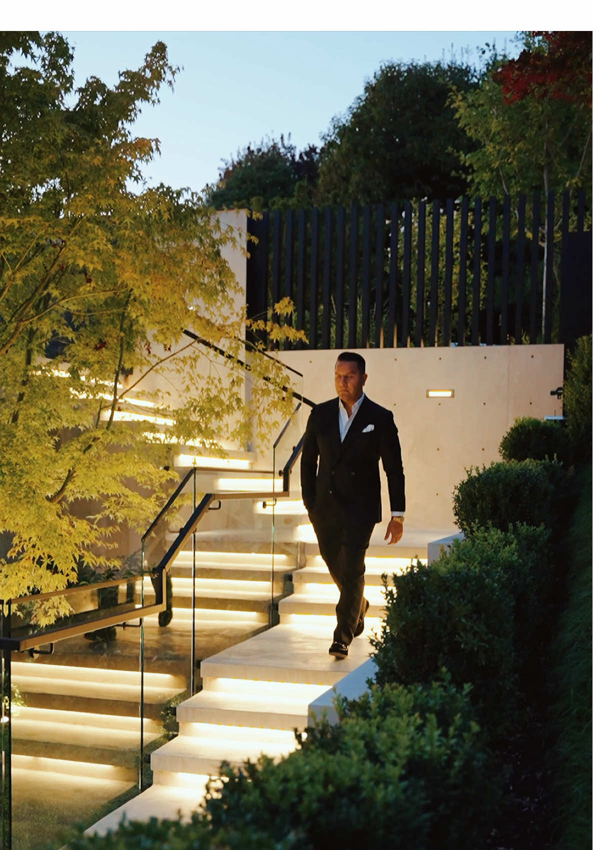 Over a decade of top notch real estate experience in Vancouver - Maz Majidi #realtor #luxuryrealtor #luxuryrealestate #homes #modernhomes 