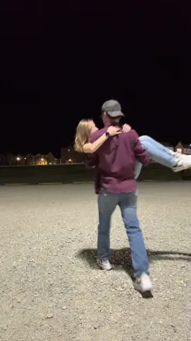 chat did he struggle or nah @Chris Rhodes #boyfriend #aura #fyp #abcxyz #trending 