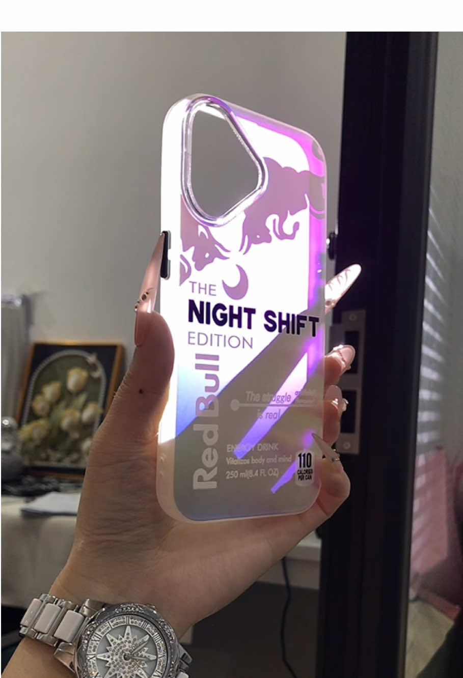 Red Bull vous Donne des Admies.🔥🔥😎😎#redbull #tiktokshop #iphonecase #iphone17 #viral 