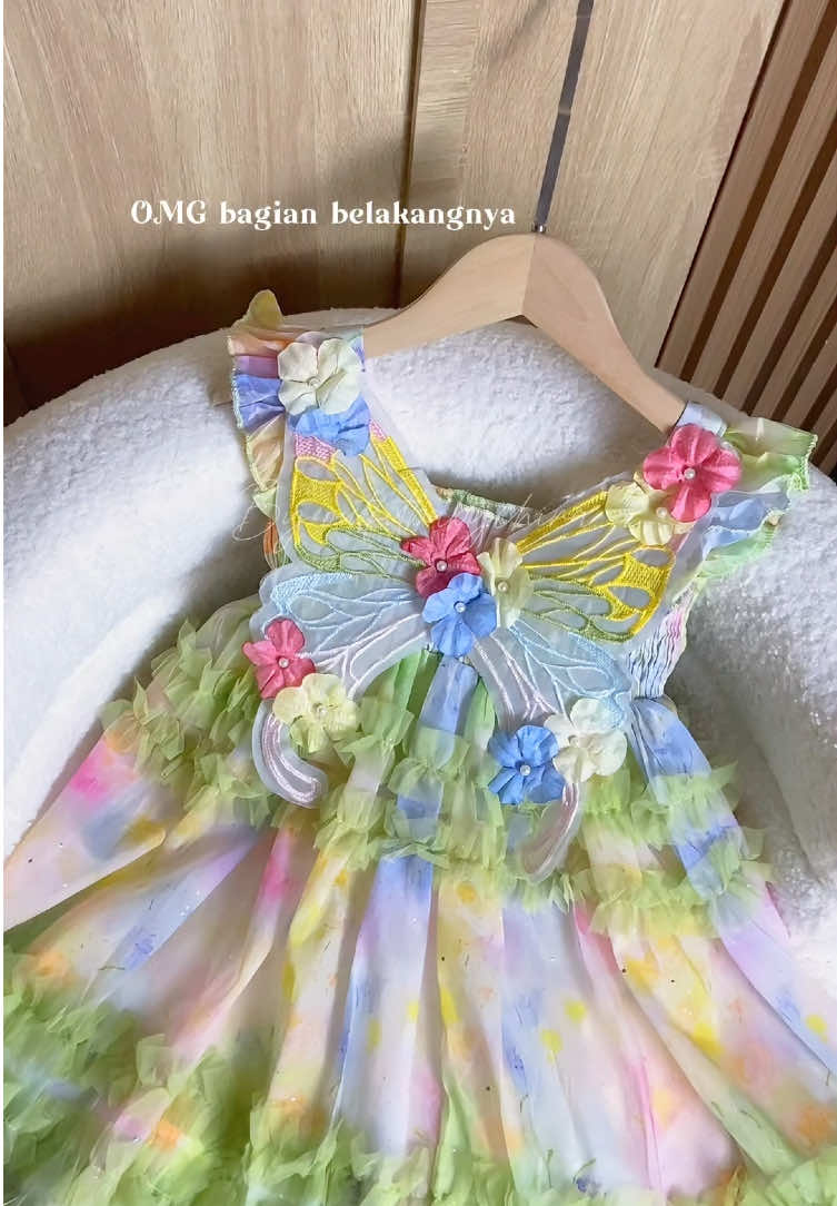 Dressnya mewah banget amanin stock mam stoknya dikit bgt🥺 #dressanak #dressmewah #dressprincess 