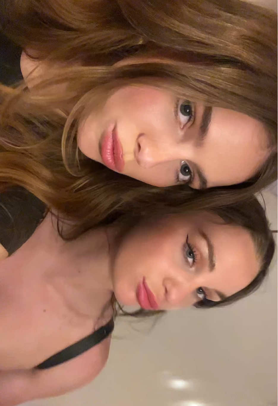 late night finds but its just me and @kristen being hot in #london 😔