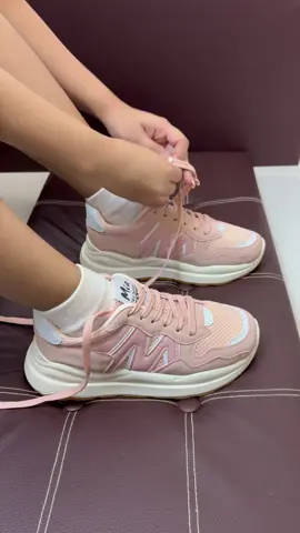 Ang angas nitong pang-awra. Mukhang mamahalin! 💝 #fyp #chunkyshoes #shoesforwomen 
