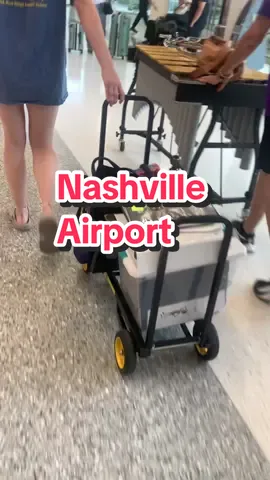 In the music city you often see people traveling with instruments. #nashville #nashvilletn #nashvilletennessee #musiccity 