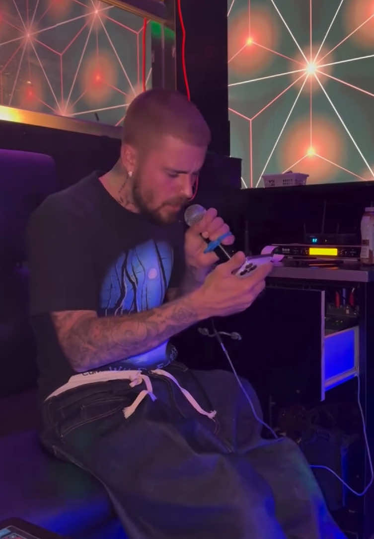 Justin Bieber singing “Things You Do” 🖤 #justinbieber #beliebers #bieberfever 