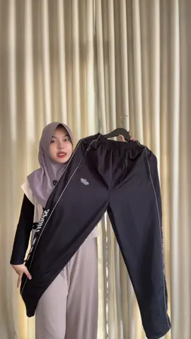 Celana training dari bahan diadora premium lembut adem tebal nyaman di pakai🥰😍#Arsysport #celanapria #celanatraining #celanaolahraga 