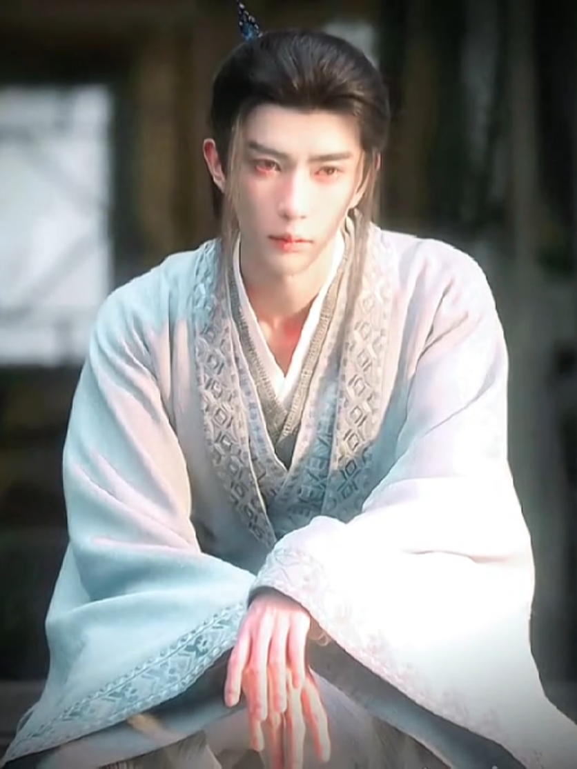 Mong không phải là sự thật Update:Anh ấy đã hóa thành mây gió rồi 😭 Người nằm yên giấc trong mây Trần gian giữ lại bóng ngày thân thương. #vumonglung #yumenglong #于朦胧 #vinhdatinhha #_12_10 