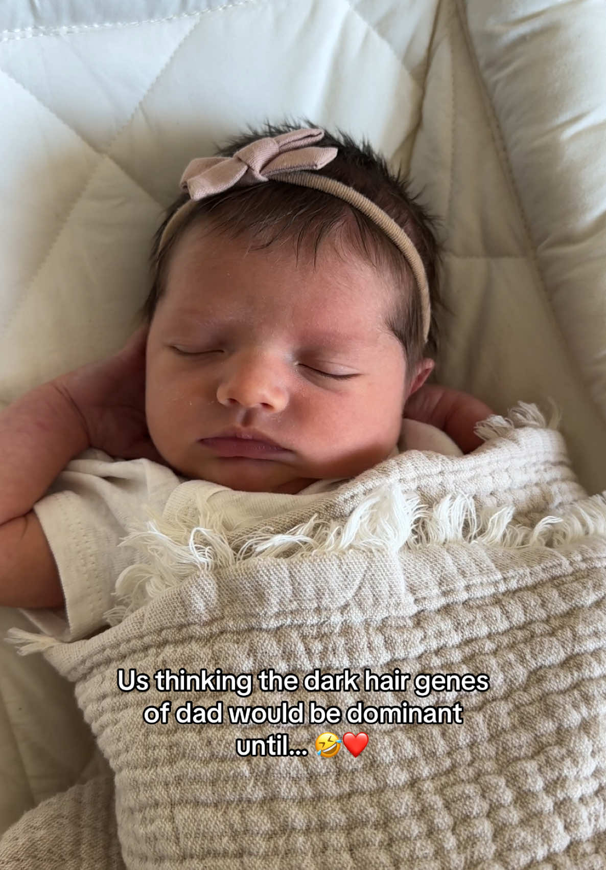 Hahaha all cuties 🥰 #genes #babiesoftiktok #babylife #moms #MomsofTikTok #parents #parentsoftiktok #parentlife #foryoupage #fyp #viral 