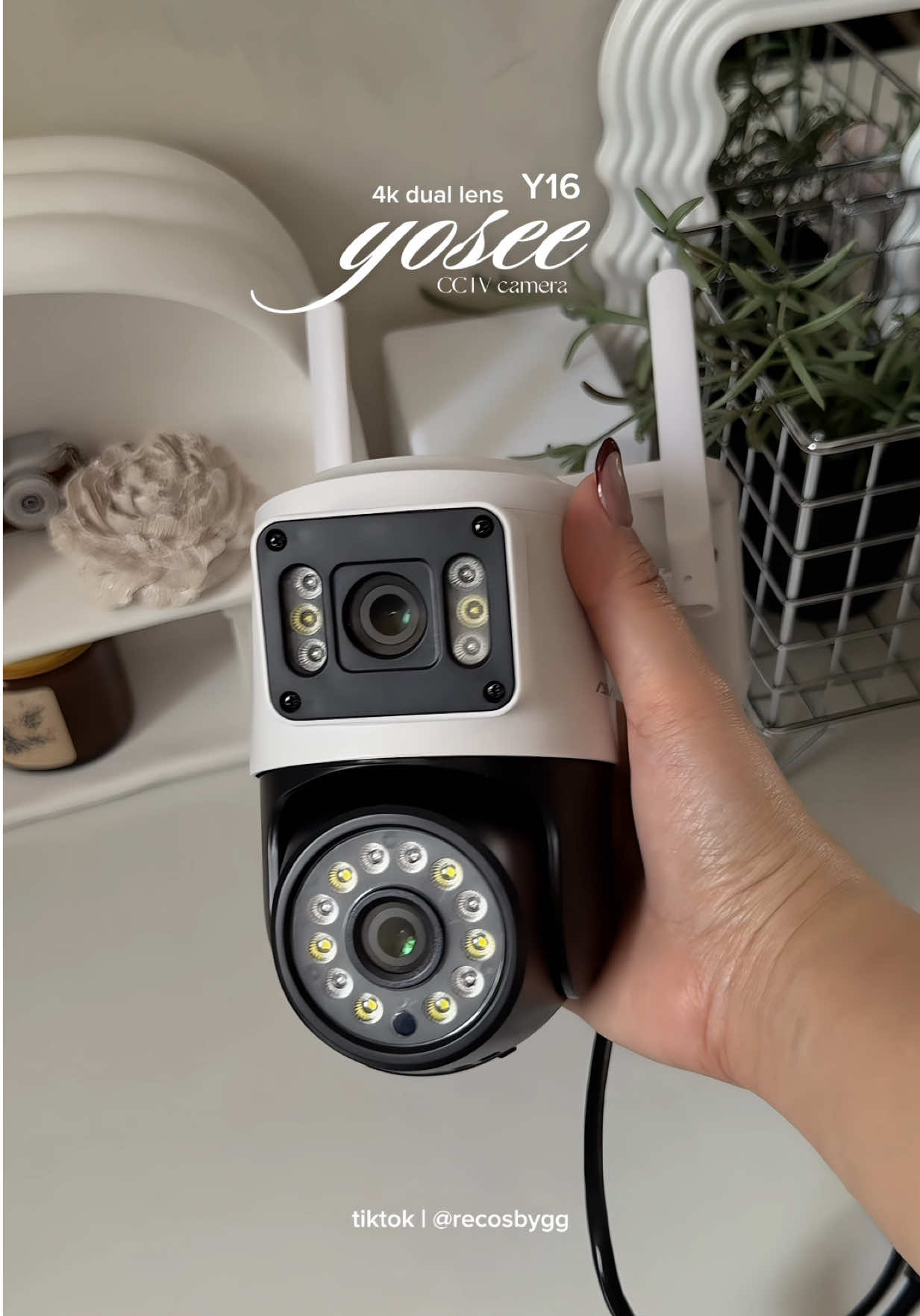 must-have for every home these days! this 4K dual lens cctv camera from @YOOSEE Philippines is everything you need in one CCTV camera 🫶🏻 #securitycamera #cctvcamera #cctvrecommendation #yooseecctv #homeessentials 