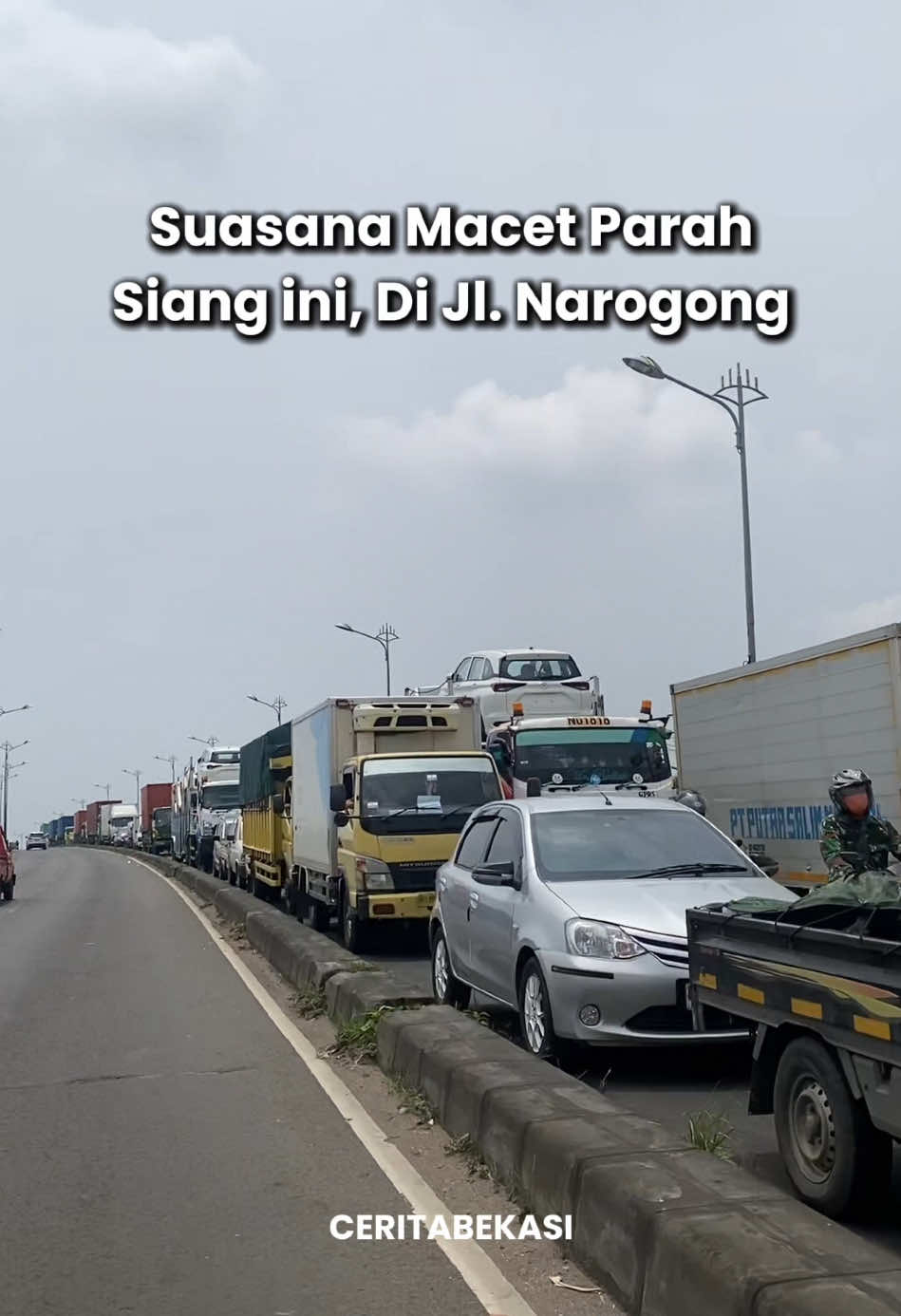 Narogong lagi uji kesabaran warga bekasi, ini baru siang gimana kalau sore?  #kotabekasi #bekasi #ceritabekasi #fyp 