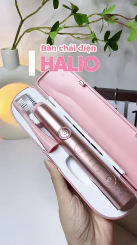 Bàn chải điện Halio, ẻm quá xứng đáng sang xỉu lun á mấy bà ơi, bà nào đang phân vân thì múc liền đi nè, hôm nay đang giảm đỉnh nóc kịch trần lun í #banchaidien #banchaidienhalio #halio #banchaidanhrang #xuhuongtiktok 