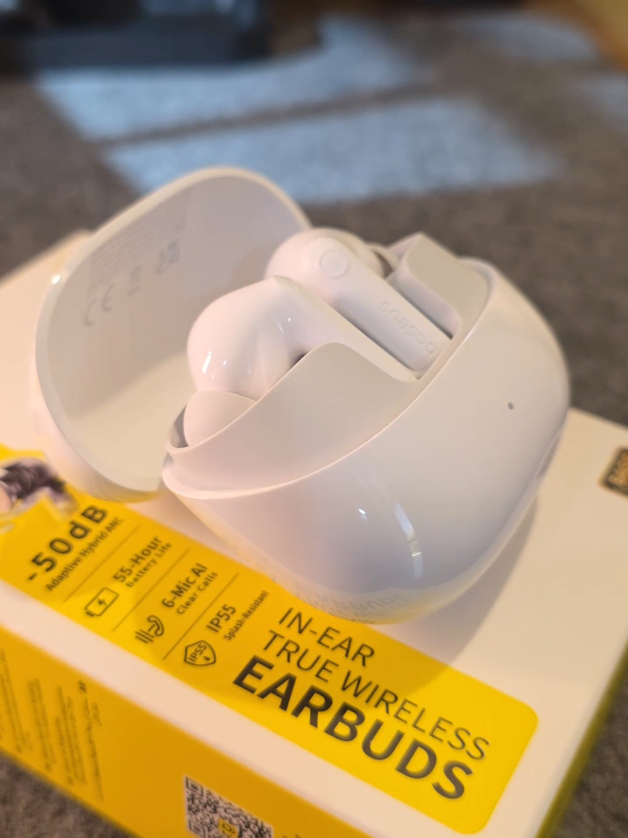 Premium wireless earphone with Hi-Res Audio and LDAC codec plus -50db noise reduction..kaya naman pala bigla sikat nito.. #baseus #bp1pro #wirelessearphone #LDAC #ANC 