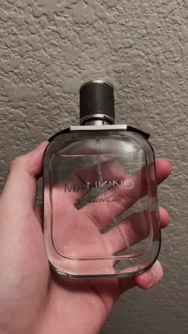 “Luxury bottled up. 💎”#StayFresh #cologne #scents #mens #fragrance 