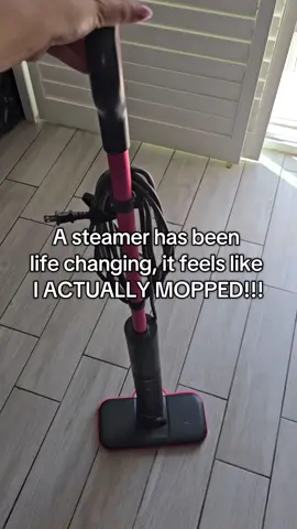 If you dont own a steamer you need it ASAP!! #steamer #steamermop #newarrivalssurge #tiktokshopcreatorpicks #housefinds 