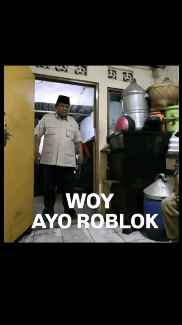 sp yg dulu bilang roblox mainan anak kecil, ngacungggg🫵🏻☝🏻 #robloxfyp #fyppppppppppppppppppppppp