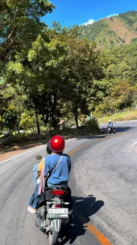 Jalan ke sembalun 🛵  #mounjetsembalun #sembalunlombok #vibessembalun #wisatasembalun 