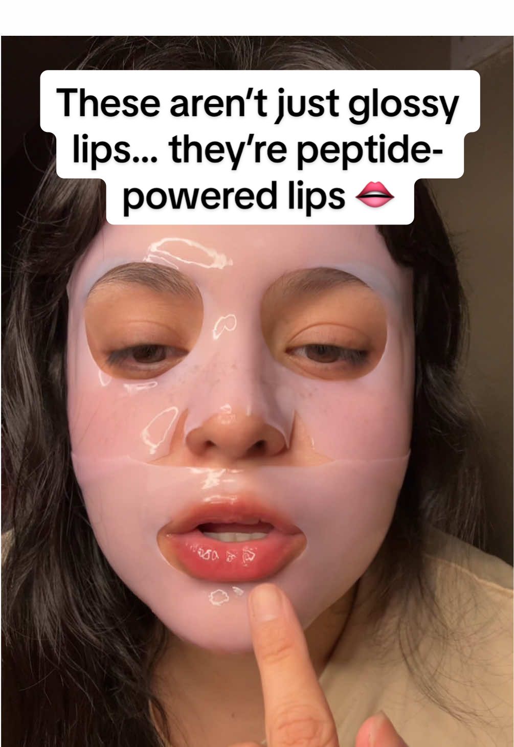 They call it MegaLips for a reason… 👀 !! 👏👏  MY NEW FAVORITE lip oil THAT IS powered by peptides & ceramides 👄✨ 💋 97% of users said their lips felt softer, fuller & more youthful. 🫶 PS. Grab two for free shipping 🤤❤️🍒 #lipcare #plumplips #liptok #antiagingskincare #hydratinglipoil The Dr. Denese MegaLips Peptide Lip Oil is powered by Matrixyl 3000 peptides, ceramides + nourishing butters to plump, hydrate & smooth fine lines over time. 