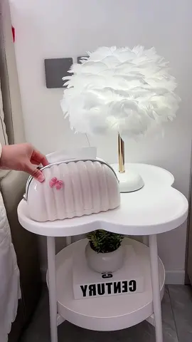 Bàn hình cỏ 4 lá để đầu giường, trang trí#bandedaugiuong #bandedaugiuong2tang #bantrangtri #bantrangdiem #giadedo 