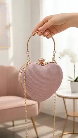 Clutch kondangan elegan Tas pesta bentuk love Tas selempang wanita mewah Tas kondangan murah elegan  Clutch wanita kekinian #clutchkondangan #taspestamurah #taswanitamewah #tasunikwanita #fypjualantas