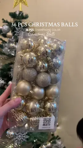 para 4 months na may Christmas decor 😂🥰 #christmas2025 #christmasdecor #christmasballs #christmastree #holidayseason 