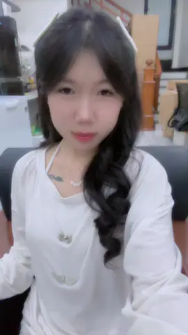 Ai vậy ạa sao lại chạy qc video-live cho emmm ?🎀