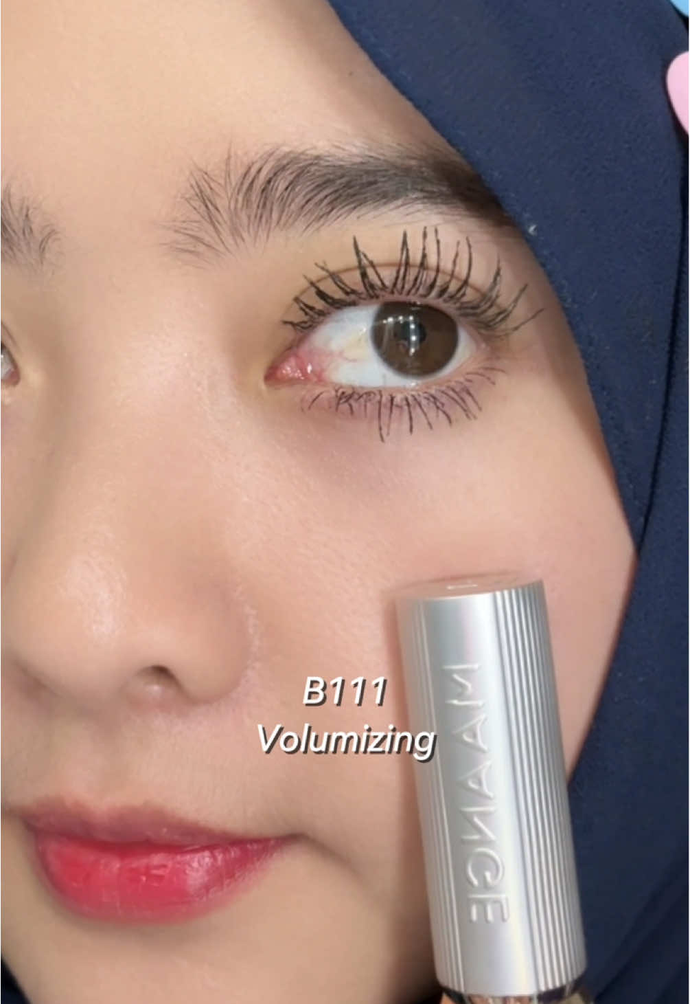 kalian lebih suka yang B112 atau B121?😍 @Maange.beauty  #maangebeauty #maangemakeup #maangemascara #maange #maangemakeup #mgmascara #Eyelashprimer