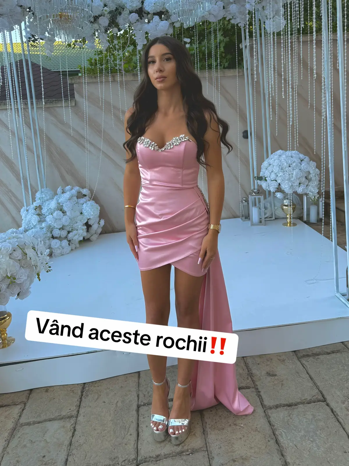 Sau pe Insta:andraolaru20 #rochiideseara #rochii 
