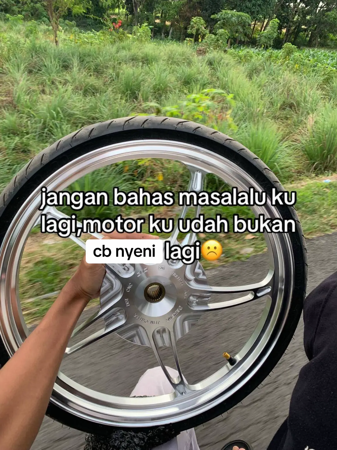 Lagi fomo deraggggg😭#fyp 