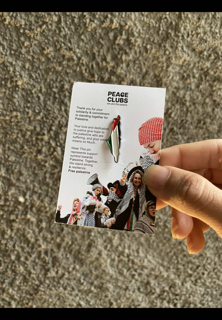 Enamel pin Flag Palestine. Ready di keranjang kuning. #prayforpalestine #savegaza #fyppppppppppppppppppppppp #fyp #stopgenocide 