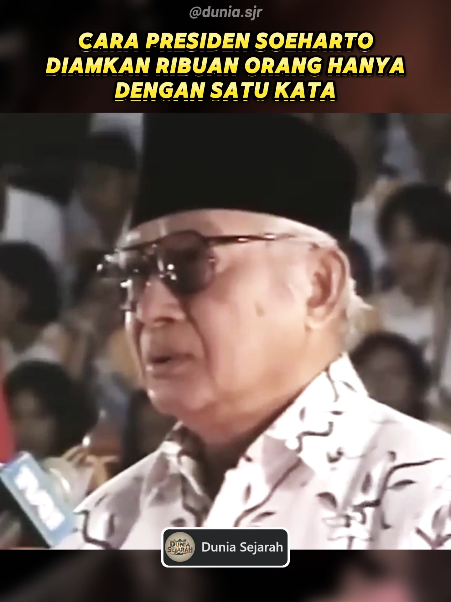 Forum TVRI, 1996, Inilah momen ketika Presiden Soeharto menunjukkan wibawanya. Dengan hanya satu kata, ia mampu mendiamkan ribuan orang yang hadir di studio. #Soeharto #TVRI #Forum #OrdeBaru #SejarahIndonesia #ViralShorts #FYP #Nostalgia90an