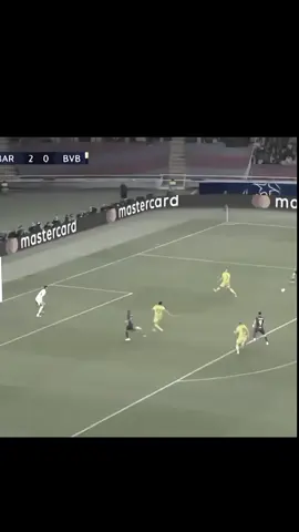 ليفهه 😅. . . . . . . . . . . . #ليفاندوسكي #مصمم_فيديوهات🎬🎵 #تصميمي🎬 #افضل_مصممين🔥👑 #تيم_ملوك_العالم 