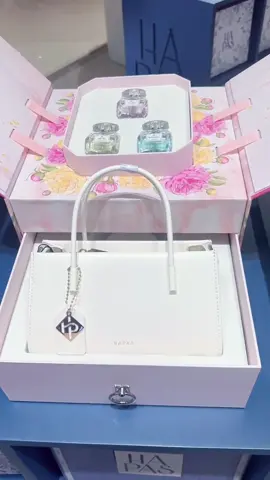 Sét Thân Thương 2025 Các Chi Tranh Thủ Đi ạ Đẹp Mê Luôn #Hapas #hangmoive ##quatangbangai #quatangsinhnhat #xuhuong 