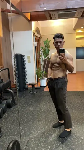 隠れたマッスル💪 underlying muscles #Fitness #フィットネス #筋トレ #ダイエット #おすすめ 