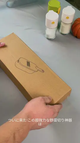 この6-in-1多機能野菜カッターがあれば、下ごしらえが超ラク！薄切り、千切り、棒切り、どんな切り方も楽勝です。#6in1多機能野菜力ッタ一#多機能野菜力ッタ一#野菜力ッタ一 #スライサ一#調理器具