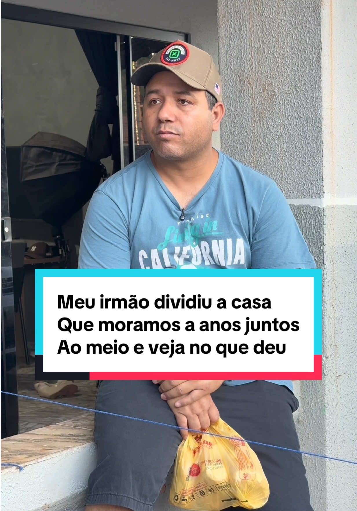 Não acreditei ao chegar em casa e ver que meu irmão tinha dividido a casa ao meio. #video_viral #Novelas #flypシ 
