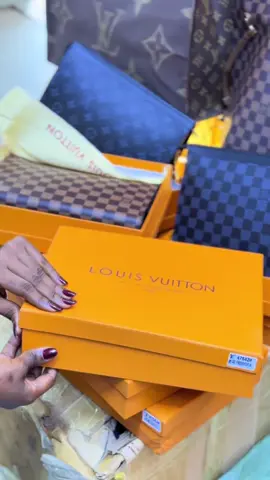 Unboxing Louis Vuitton WALLETS | Must have. (Dont Miss! Usikose!!) #handbags #mikoba #mapochi #pochi #lvwallets 