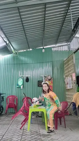 #@Tiêu Minh Phụng  Ai kiu kể tui chi  Miệng của tui mà dặn cũng như k 
