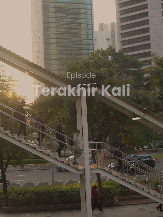 Kapan terakhir kali kamu pulang????  #suarasoares #jakarta #videostorytelling 