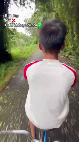 Cười điên luôn🤣  #xuhuong #khuditichxeoquyt 