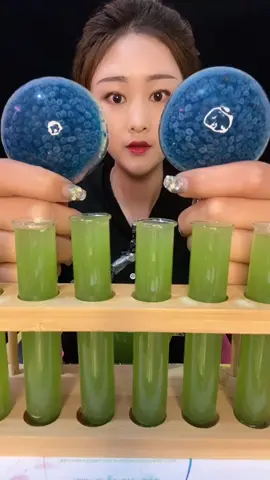 #fyp #iceeatingasmr #viral #mukbangvideo #watermukbang 