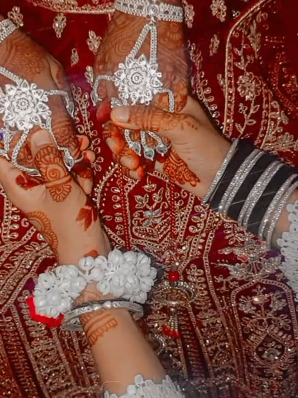 happy wading janu 🥹🥹🥹🥹🥹#foryoupage #missAjmati #alonegirl💔 @[miss [🥰] Aasmin] 